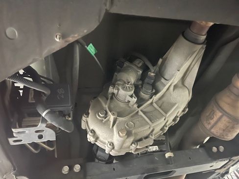 Used 2015 Chevrolet Silverado 1500 High Country w/ High Country Premium Package image 20