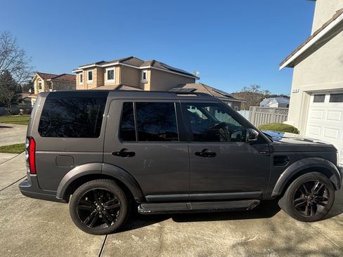 Used 2016 Land Rover LR4 HSE Silver Edition image 19