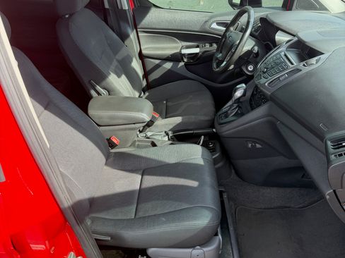 Used 2016 Ford Transit Connect XLT image 15
