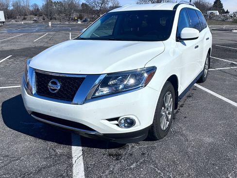Used 2015 Nissan Pathfinder SV w/ Trailer Tow Package image 1