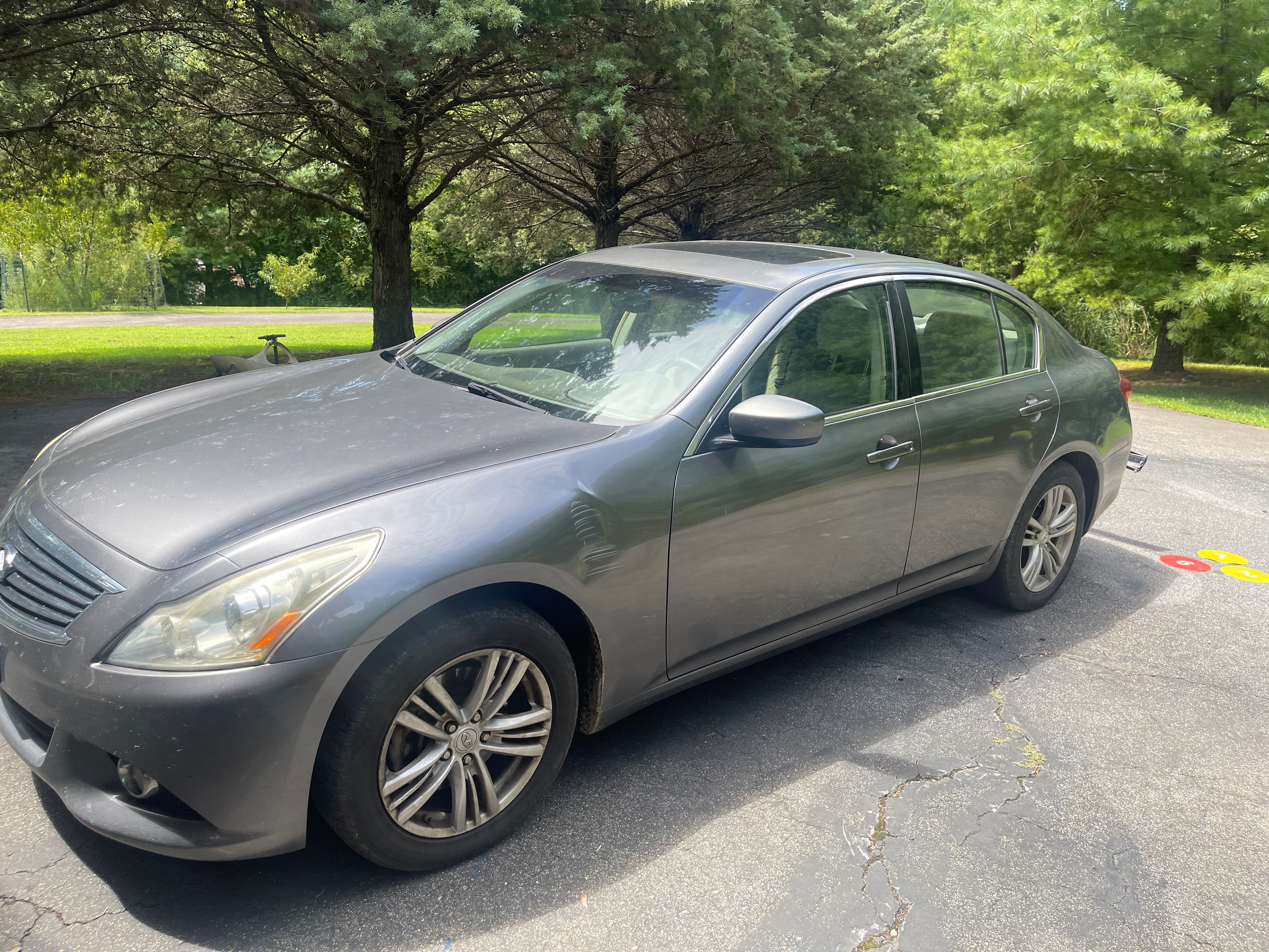 Used 2012 INFINITI G37 x Sedan w/ Premium Pkg AWD/4WD image 14