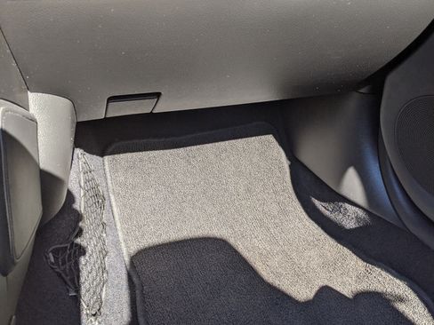 Used 2007 Nissan 350Z Touring image 18