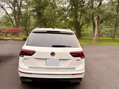 Used 2021 Volkswagen Tiguan SEL Premium R-Line AWD/4WD image 5