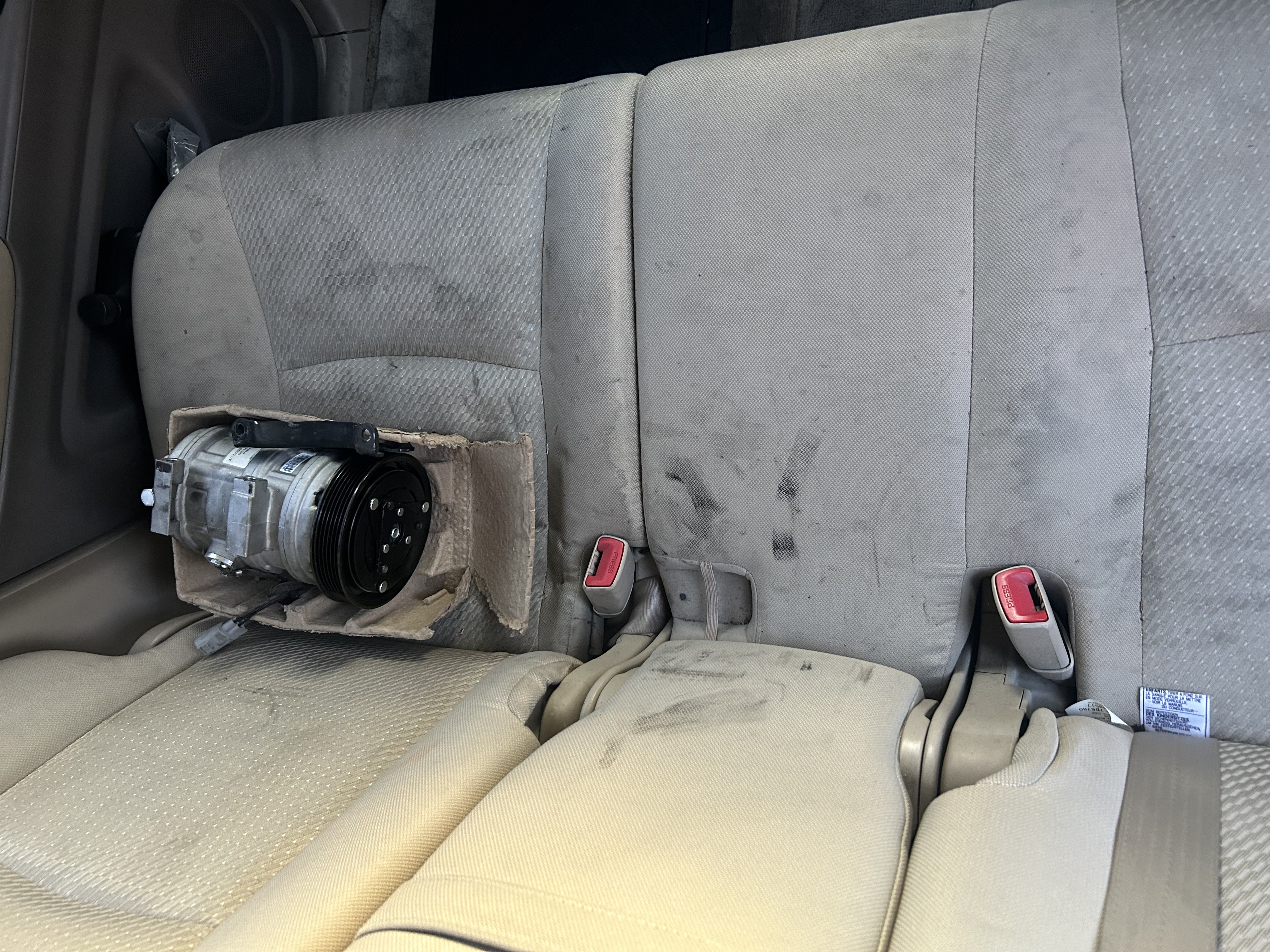 Used 2007 Toyota Highlander 4WD V6 w/ Extra Value Pkg #5 image 14