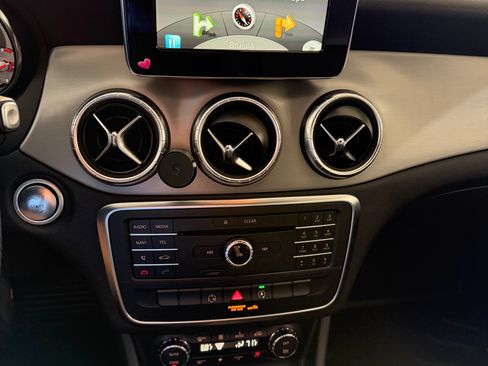 Used 2015 Mercedes-Benz CLA 250 image 16