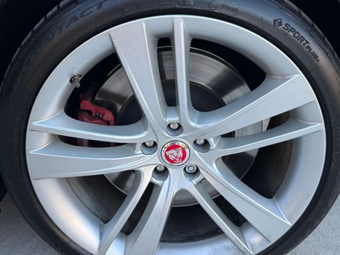 Used 2015 Jaguar F-TYPE S image 27