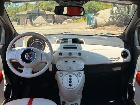 Used 2015 FIAT 500 e FWD image 14