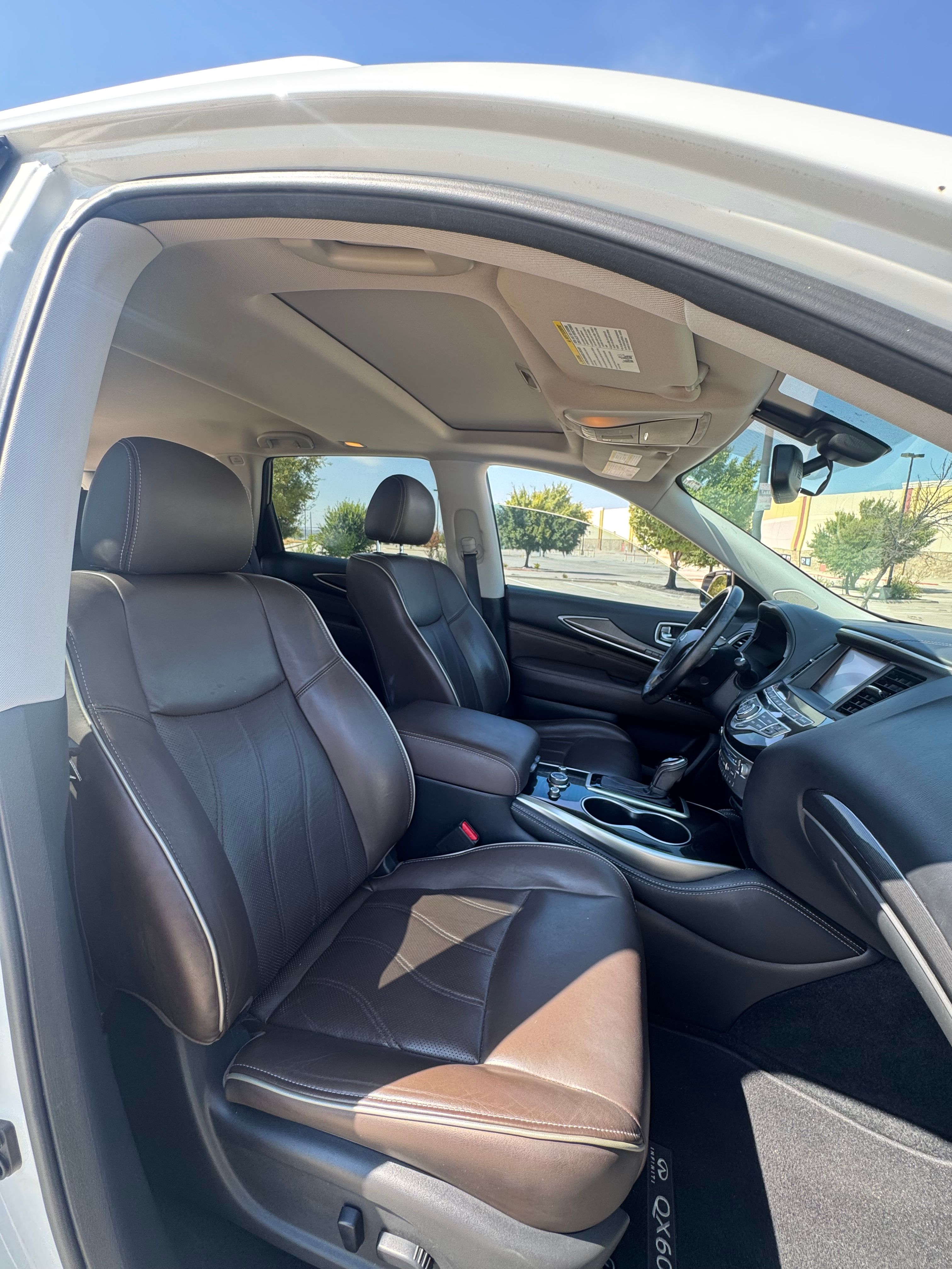 Used 2017 INFINITI QX60 FWD w/ Premium Plus Package image 12