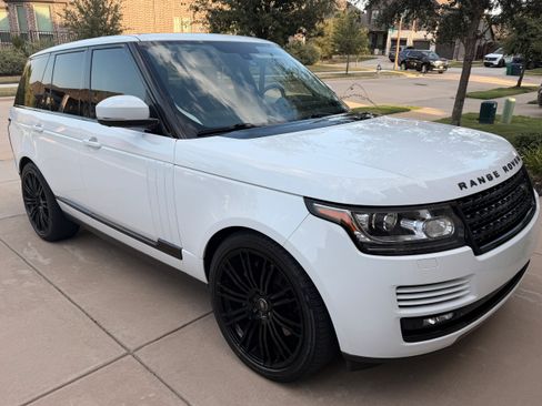 Used 2013 Land Rover Range Rover Supercharged AWD/4WD image 1