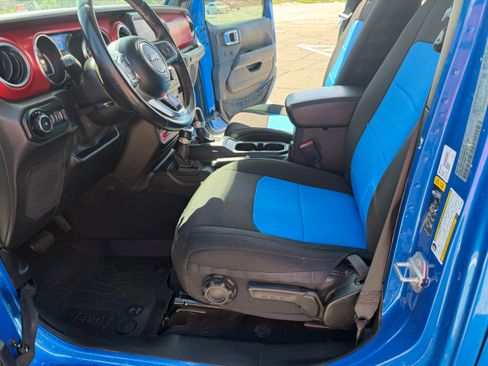 Used 2021 Jeep Wrangler Unlimited Rubicon AWD/4WD image 15