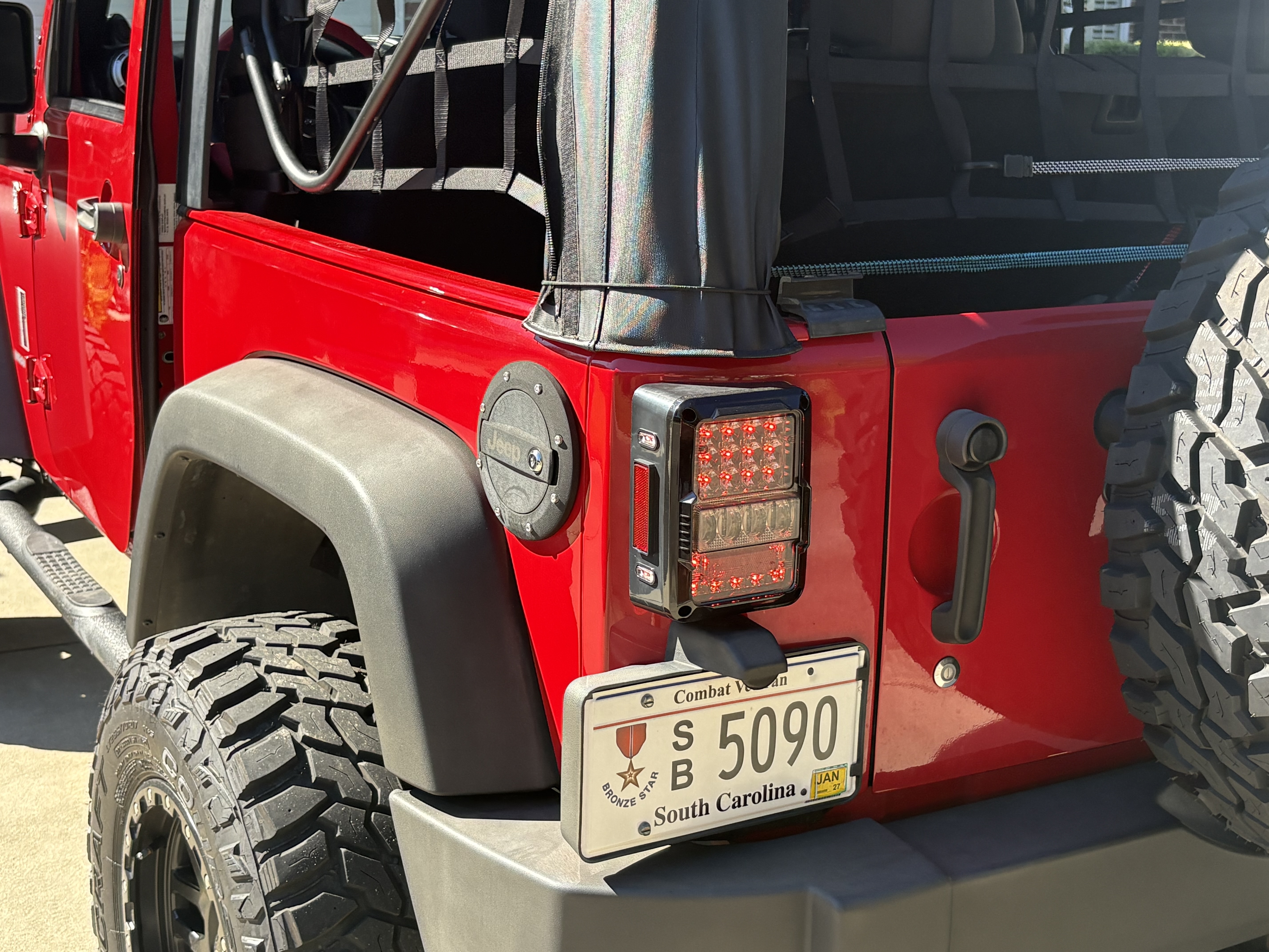 Used 2012 Jeep Wrangler Rubicon w/ PWR Convenience Group AWD/4WD image 17