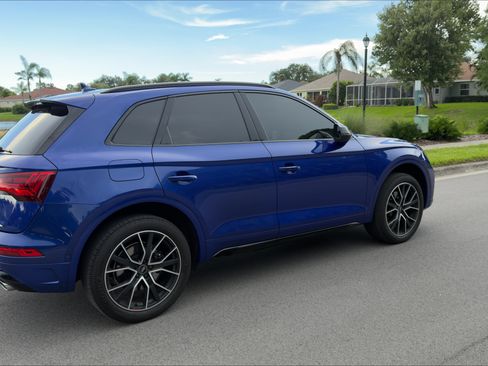 Used 2022 Audi SQ5 Prestige w/ Prestige Package AWD/4WD image 9