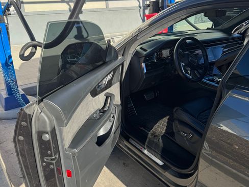 Used 2021 Audi RS Q8 w/ Carbon Optic Package image 11