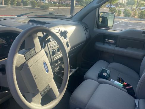 Used 2004 Ford F150 XLT RWD image 6