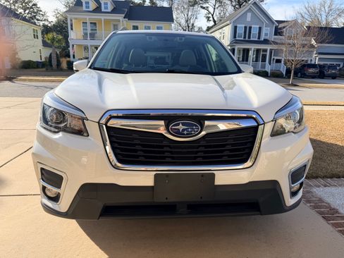 Used 2020 Subaru Forester Limited image 2