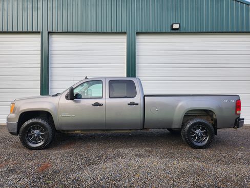 Used 2009 GMC Sierra 2500 SLE w/ Convenience Package image 24