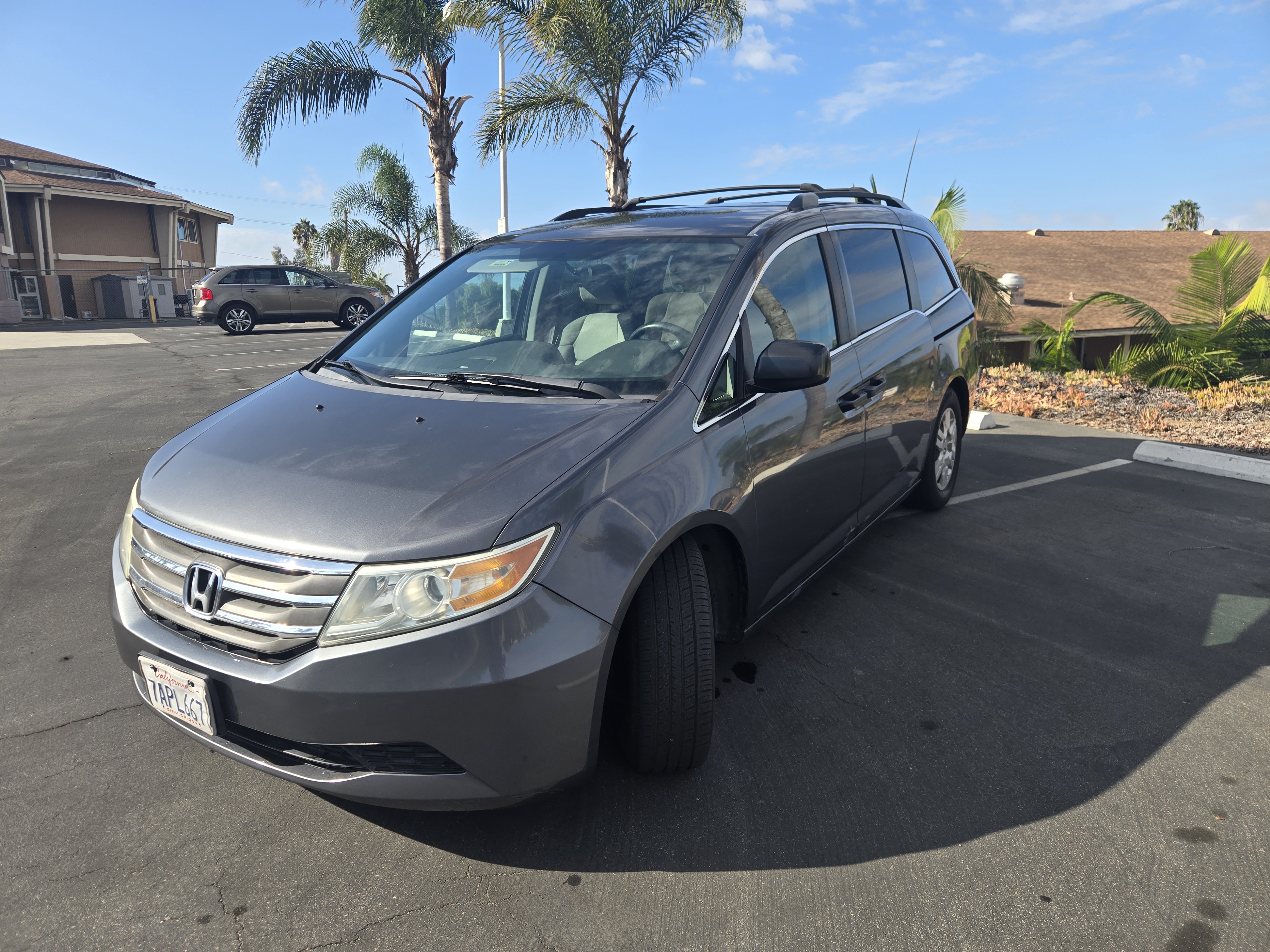 Used 2013 Honda Odyssey LX image 2
