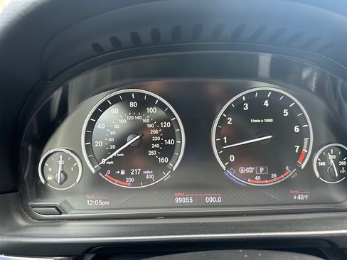 Used 2013 BMW 535i xDrive Sedan image 6