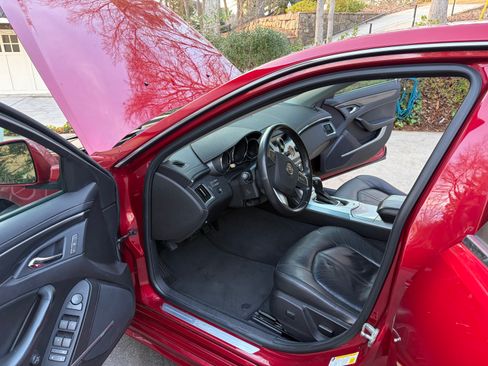 Used 2010 Cadillac CTS Performance image 19