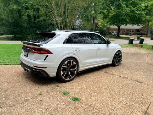 Used 2020 Audi RS Q8 AWD/4WD image 2