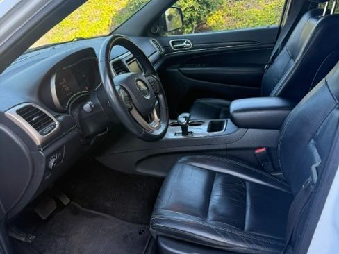 Used 2015 Jeep Grand Cherokee Limited RWD image 10