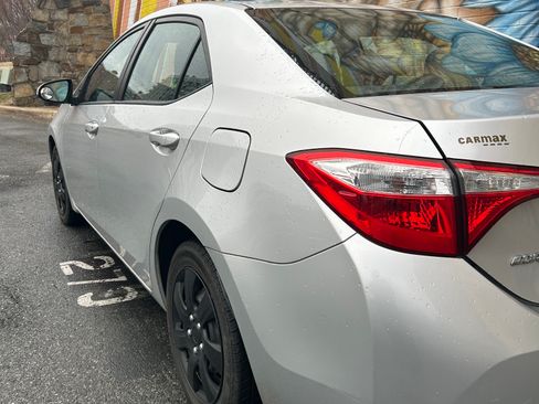 Used 2014 Toyota Corolla LE image 8