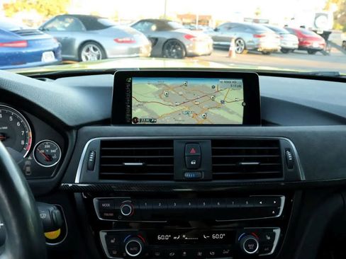 Used 2016 BMW M4 Coupe RWD image 9