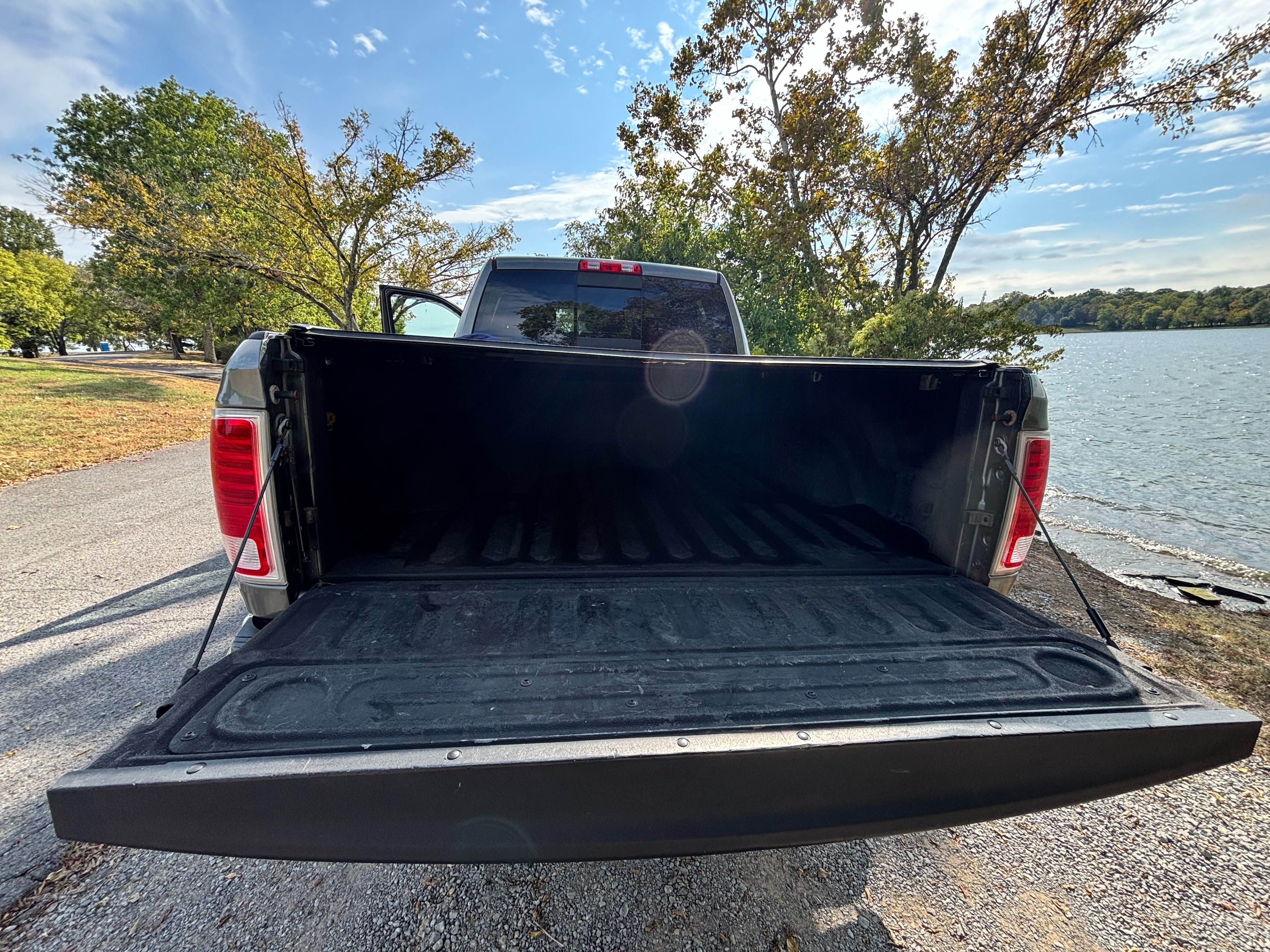 Used 2013 RAM 2500 Laramie w/ HD Snow Plow Prep Group AWD/4WD image 8