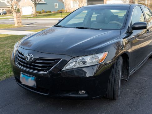 Used 2008 Toyota Camry XLE image 2
