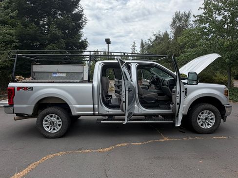 Used 2019 Ford F250 XLT w/ XLT Value Package AWD/4WD image 11