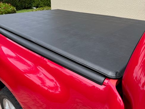 Used 2002 Ford F150 Lightning image 2