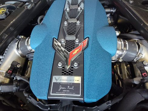 Used 2026 Chevrolet Corvette ZR1 w/ ZR1 Carbon Fiber Aero Package image 4