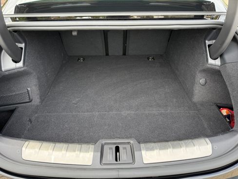 Used 2022 Porsche Taycan 4S image 23