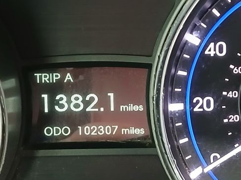 Used 2014 Hyundai Sonata GLS w/ Popular Equipment Group 2 image 8