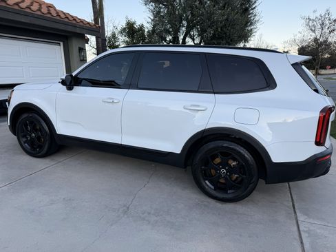 Used 2020 Kia Telluride EX image 1