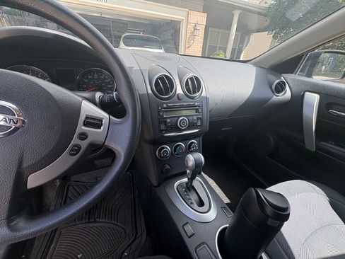 Used 2012 Nissan Rogue S AWD/4WD image 8