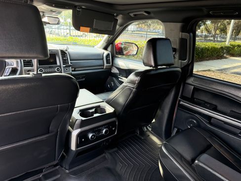 Used 2021 Ford Expedition Max XLT image 14