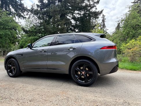 Used 2019 Jaguar F-PACE S AWD/4WD image 4