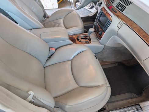 Used 2005 Mercedes-Benz S 500 image 16