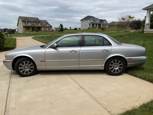 Used 2004 Jaguar XJ8 RWD image 5
