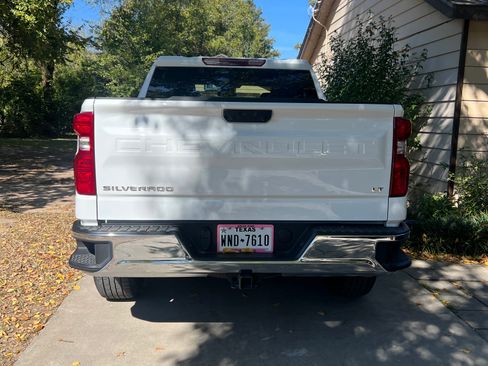 Used 2025 Chevrolet Silverado 1500 LT image 4