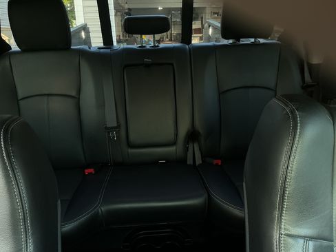 Used 2018 RAM 3500 Laramie AWD/4WD image 12