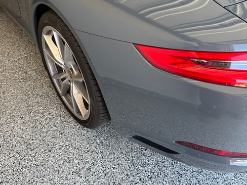 Used 2018 Porsche 911 Carrera image 6