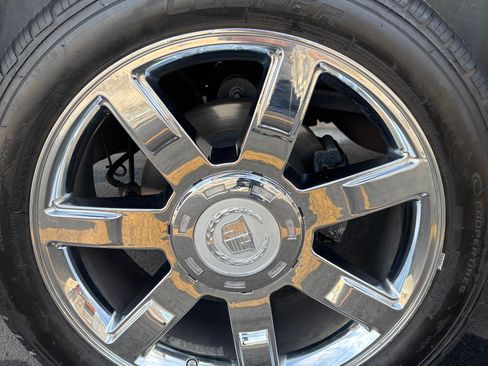 Used 2009 Cadillac Escalade AWD image 13