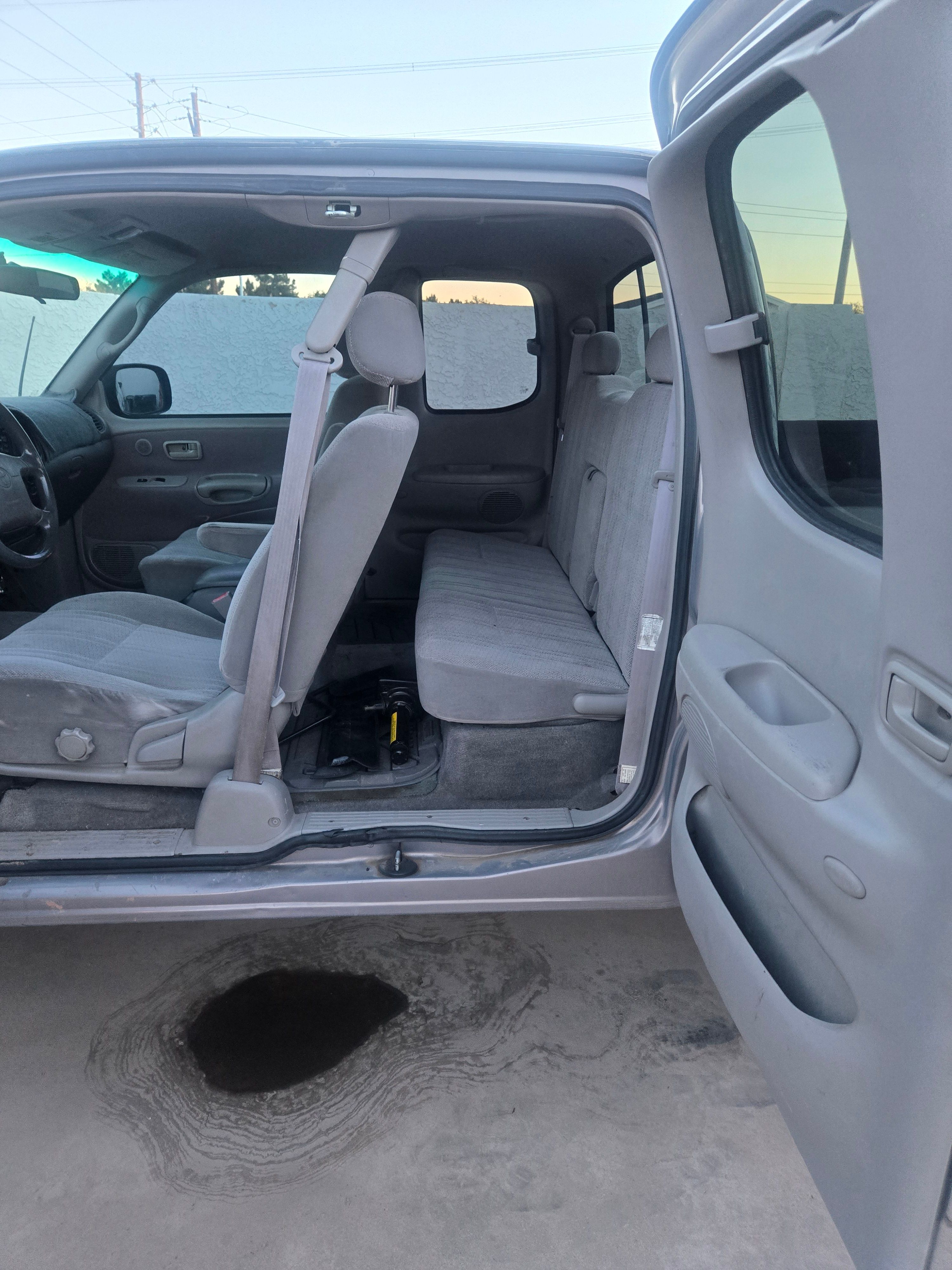 Used 2000 Toyota Tundra SR5 RWD image 6