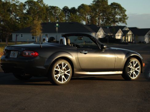 Used 2014 MAZDA MX-5 Miata Grand Touring image 6