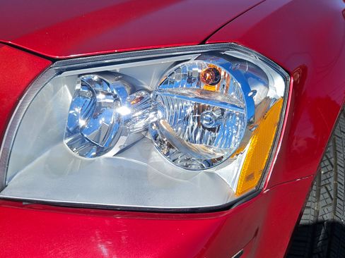 Used 2005 Dodge Magnum SE image 13