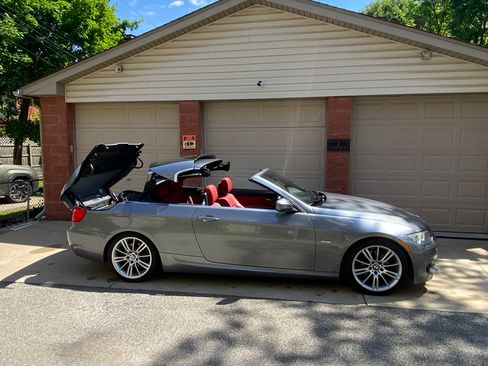 Used 2011 BMW 328i Convertible RWD image 22