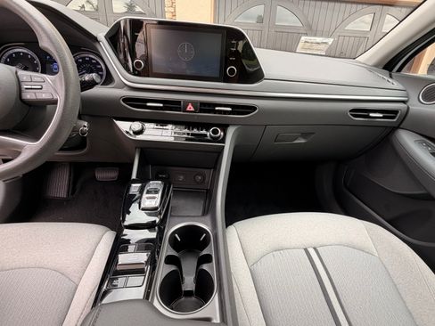 Used 2020 Hyundai Sonata SE FWD image 14