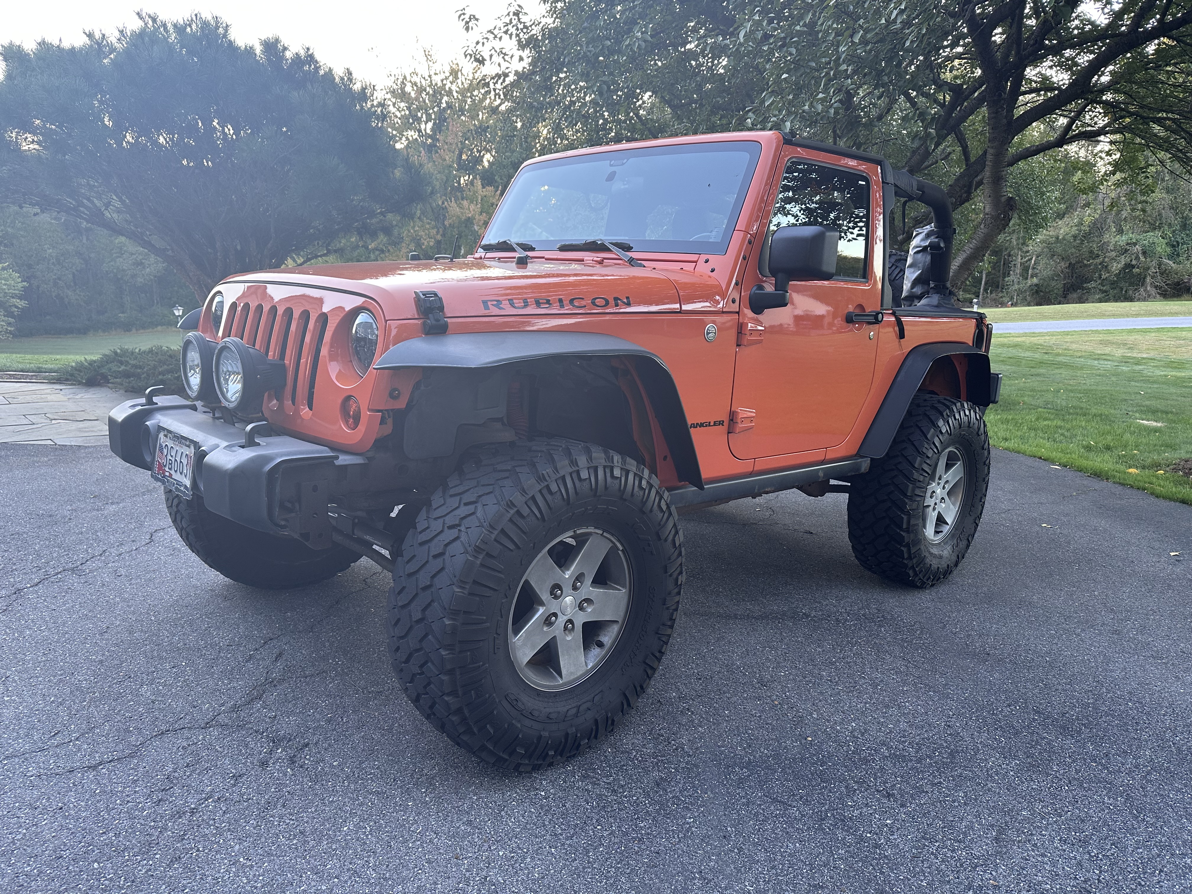 Used 2012 Jeep Wrangler Rubicon w/ Dual Top Group AWD/4WD image 6